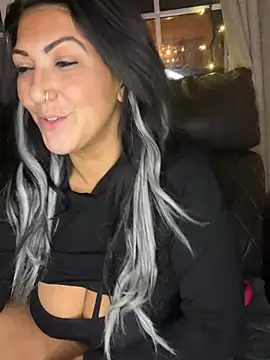 LittleMissEeve's cam snapshot