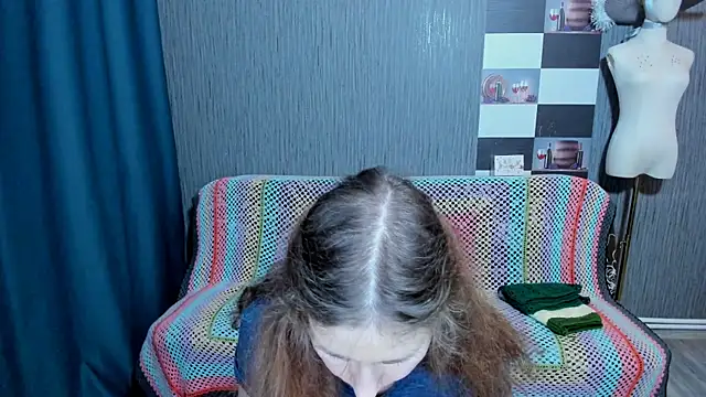 pa1e_pr1ncess's cam snapshot