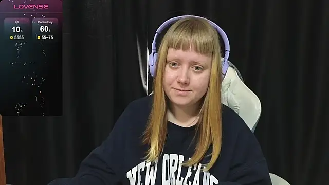 June_shy0 live sex cam