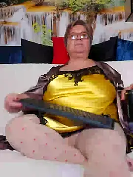 QueenPammy1 live sex cam