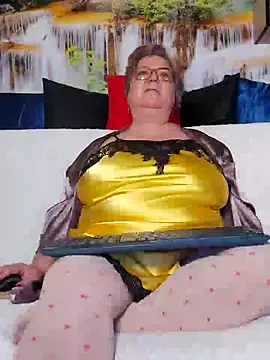 QueenPammy1 live sex cam