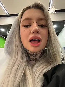 Chiibi's cam snapshot