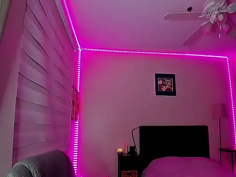 i_love_iva's cam snapshot