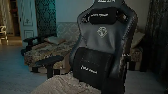 mike0xx live sex cam