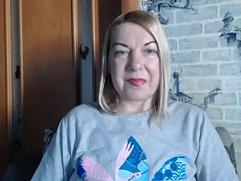 Lillia_Ray's cam snapshot