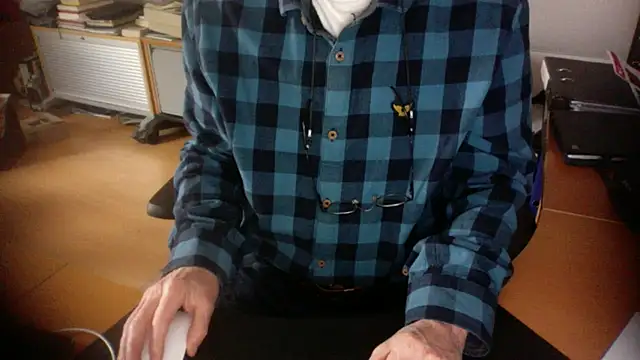 outlaw200's cam snapshot