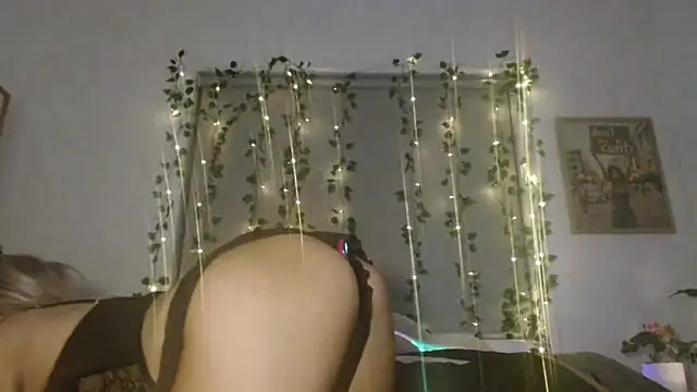 Imyourgoodgirl69xo live sex cam