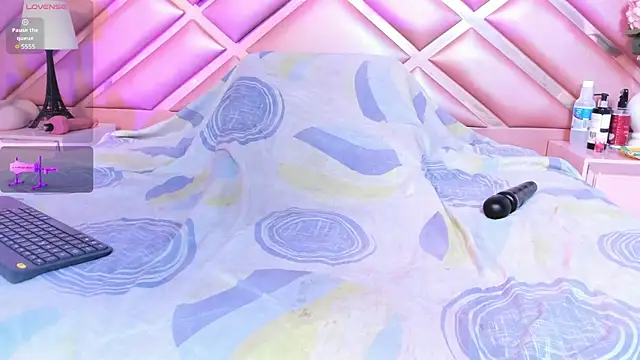 ElisabethMassey's cam snapshot