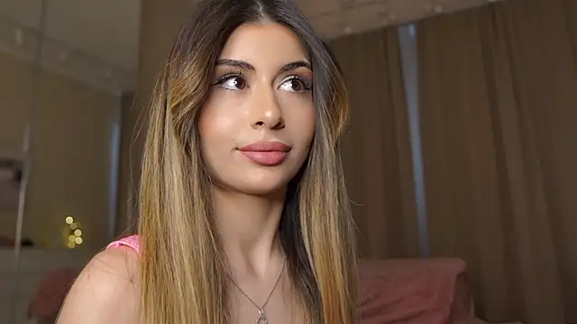 GeorginaHarn live sex cam