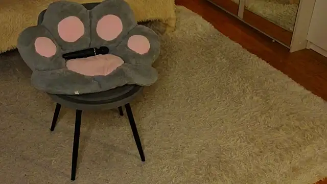 LaveraBadlam's cam snapshot