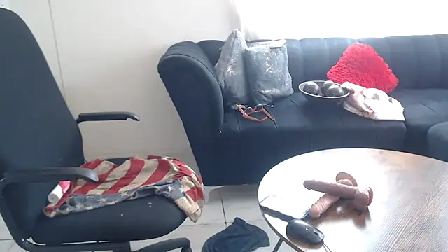 Foxybrownxx1's cam snapshot