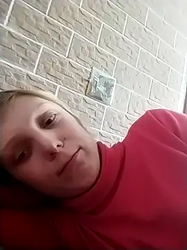 Ponka2011 live sex cam