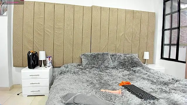 valery_slim18 live sex cam