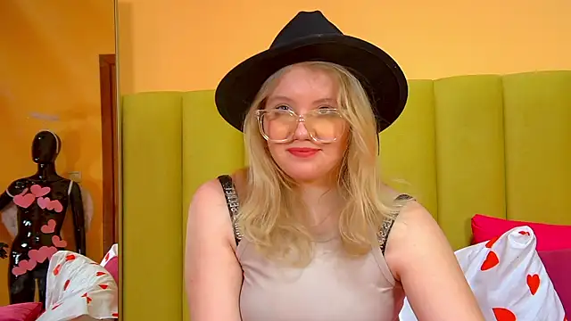 EmilyEvanse live sex cam