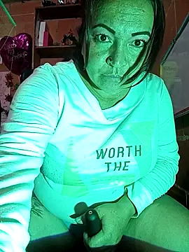 isis_milove's cam snapshot