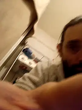 teekoine1's cam snapshot