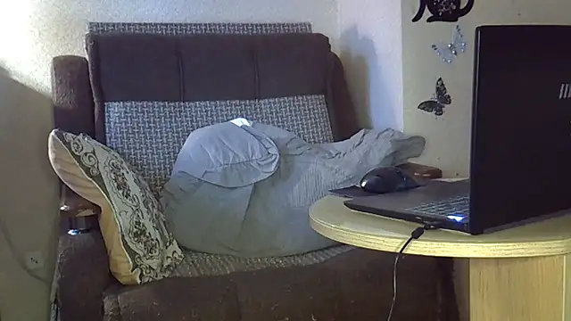 EllaJohnsonX live sex cam