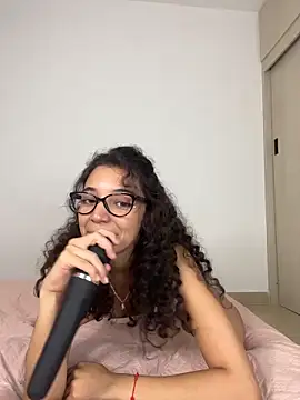 uniquerossie's cam snapshot