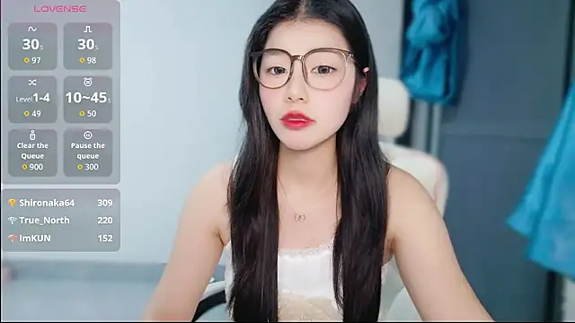 -XiaoYu-777 live sex cam