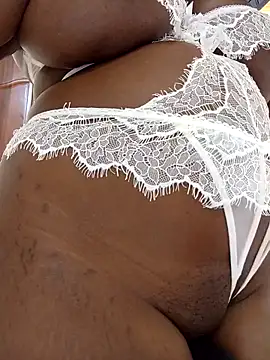 Tytie_goddess live sex cam