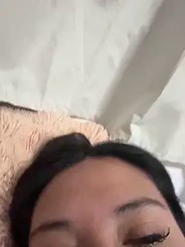 Nailealipsglossy live sex cam