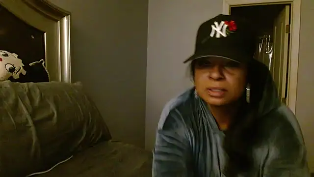 MSweetLindaParks live sex cam