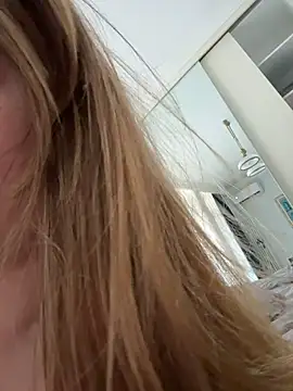 curvyflawless live sex cam