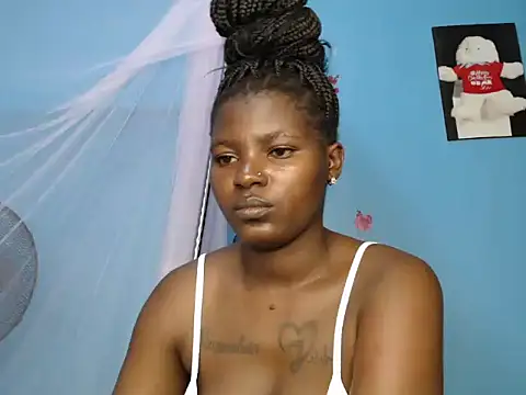 TrishaKalid's cam snapshot