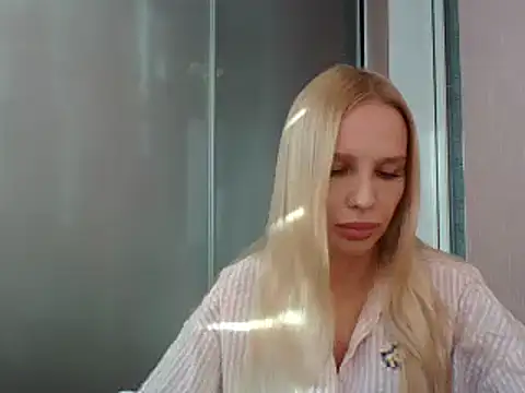 Melrissa's cam snapshot