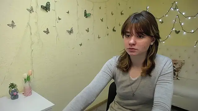 AnnaWest_'s cam snapshot