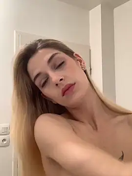 Bellalolahot live sex cam