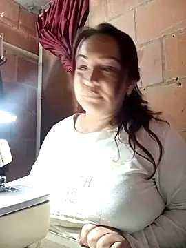 isis_milove's cam snapshot