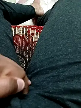 Horny-boyyy live sex cam