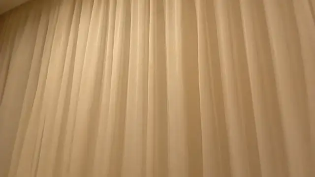 CrackShirker's cam snapshot