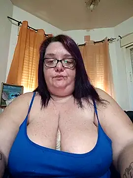diosacurvy1984 live sex cam