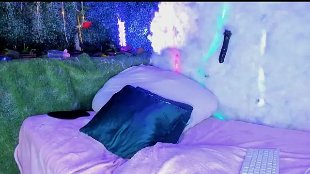 ZAMMIRA live sex cam