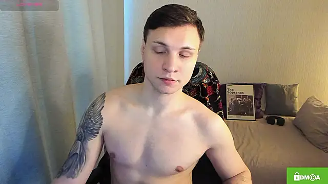 handsome_guy01's cam snapshot