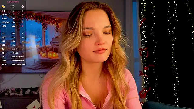 JulieLupo's cam snapshot