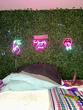 RenaThickAss's cam snapshot