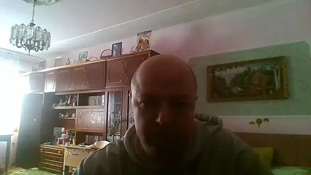 Luceriusbigass live sex cam