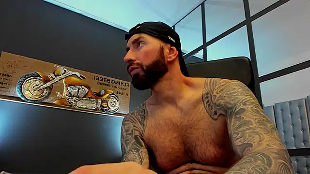 AronGrant live sex cam