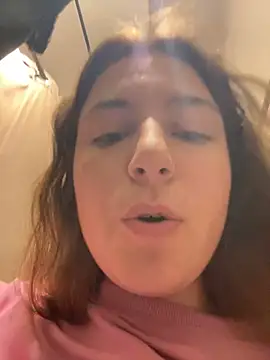 kate_nicepops999114's cam snapshot