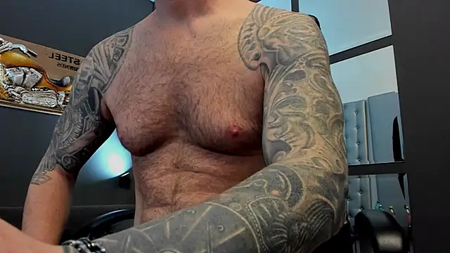 AronGrant live sex cam