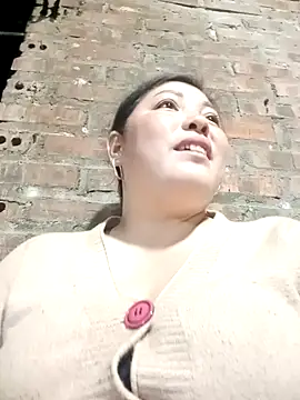 sary-hot2x's cam snapshot