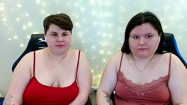 BeckyAndHellen live sex cam