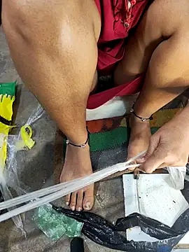 Lovely_priya1001 live sex cam