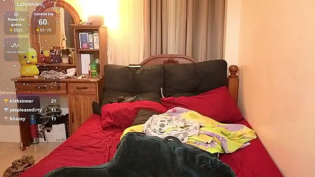 Horny_Sassy live sex cam