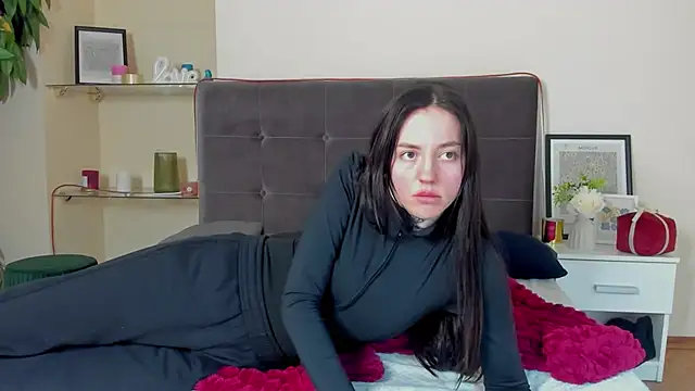 AdrianaCult live sex cam