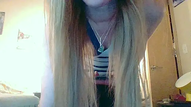 eatmeplease44 live sex cam