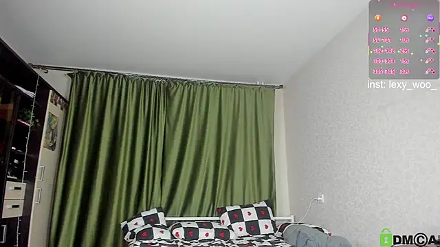 Lexy-Woorhez live sex cam